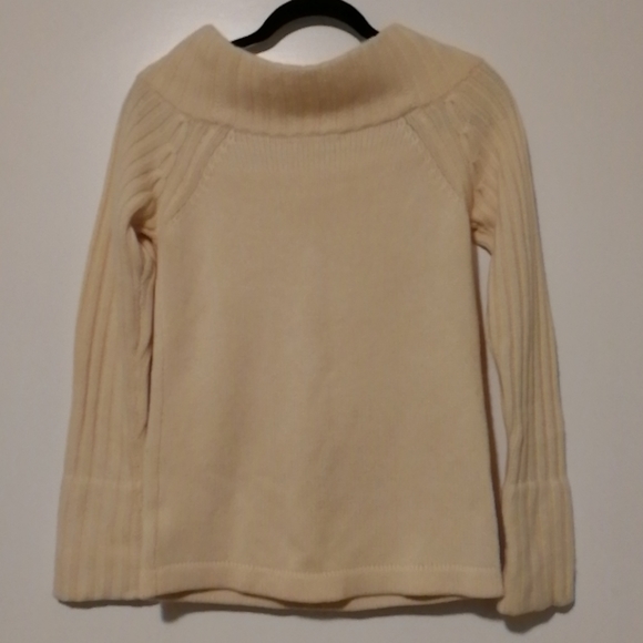 Gorgeous EUC Holt Renfrew 100% cashmere sweater - Picture 4 of 8